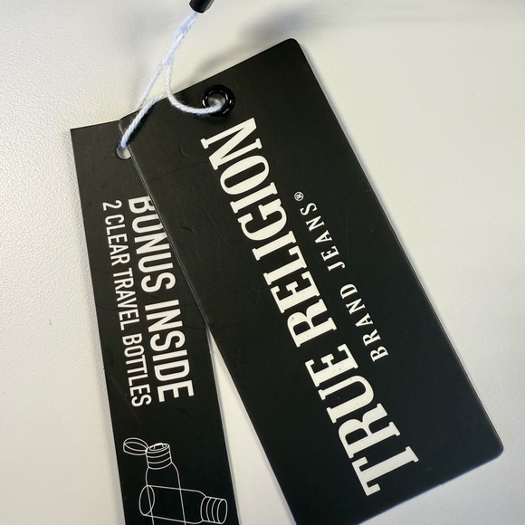 True Religion Black Toiletry Travel Bag NWT - Picture 6 of 6